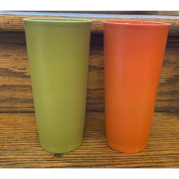 Vintage Tupperware 2 Tumblers Harvest Colors 1348 Stackable Plastic Cups - Picture 1 of 6
